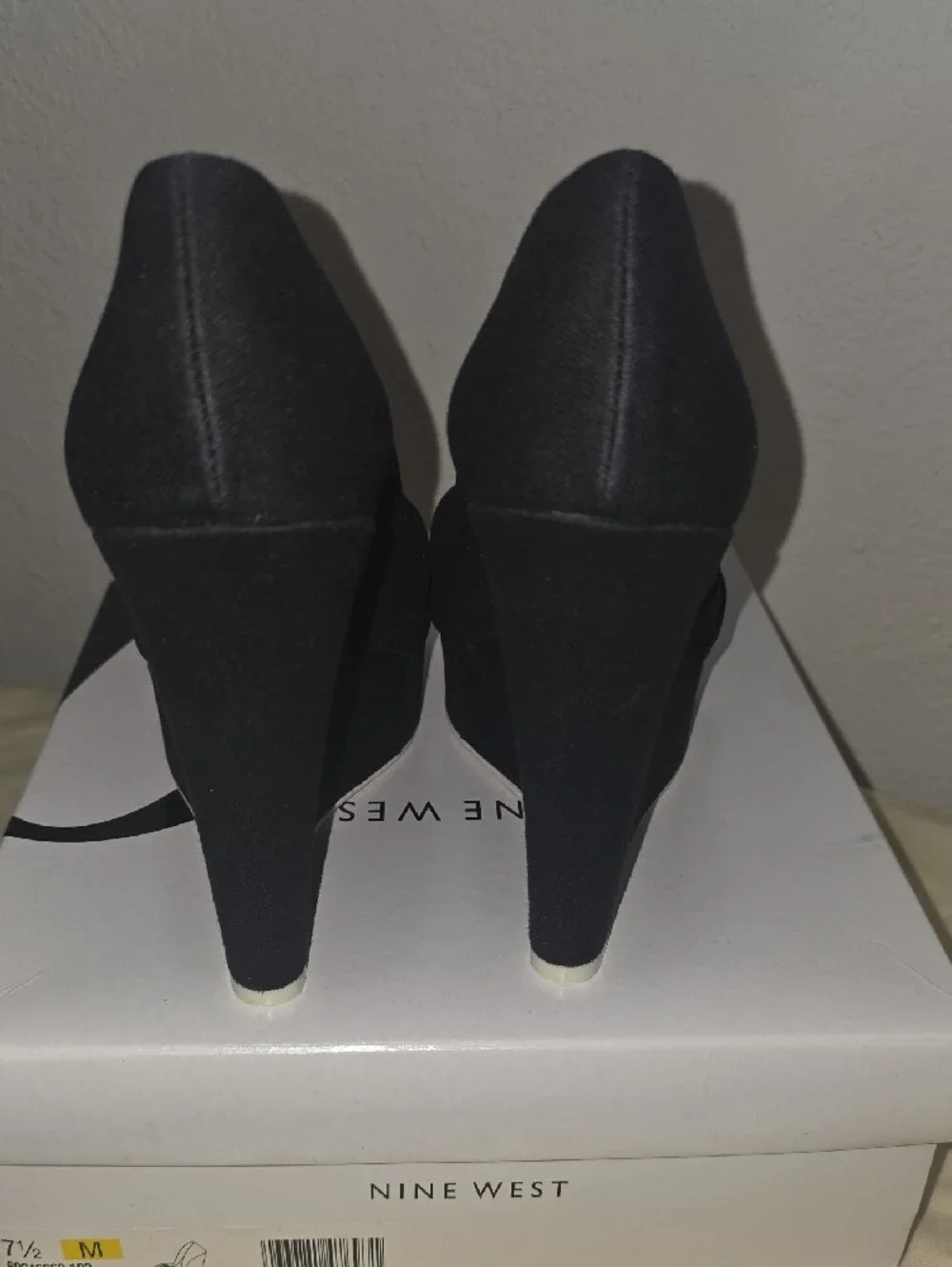 Nine West Black Knotted Peep-Toe Platform Pumps